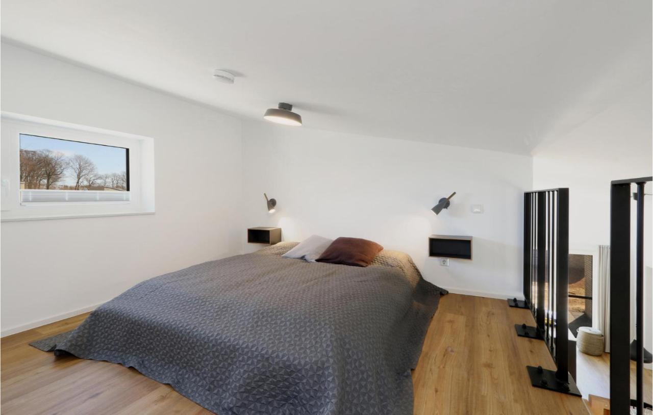 Beautiful Home In Lembruch-Duemmer See With Wifi المظهر الخارجي الصورة